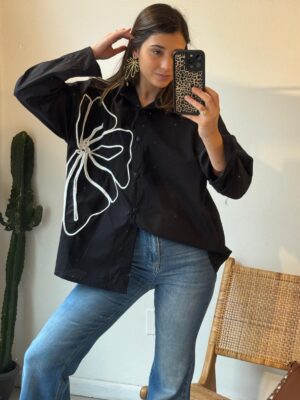 Camisa Kendra Flower - Negro